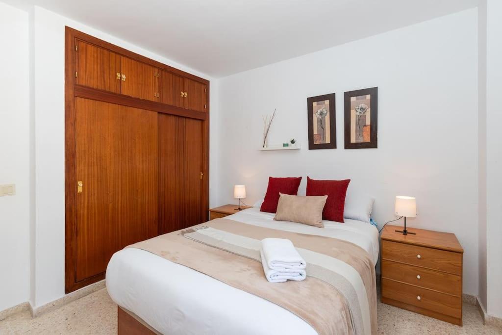 Apartamento Fuengirola Beach Apartment ภายนอก รูปภาพ