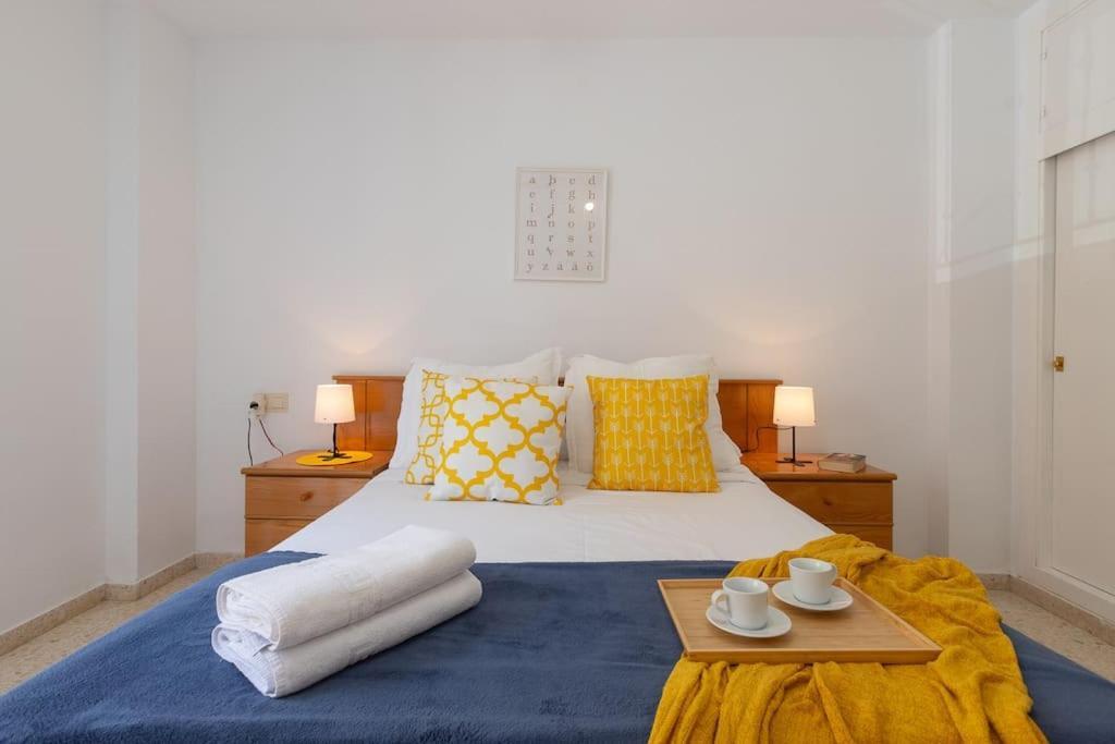 Apartamento Fuengirola Beach Apartment ภายนอก รูปภาพ